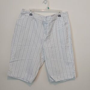 Venezia Black and White Bermudas Lightweight Shorts